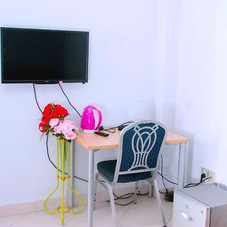 Nora Hotel Cotonou Bagian luar foto