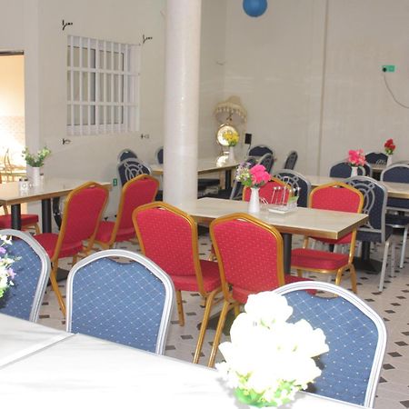 Nora Hotel Cotonou Bagian luar foto