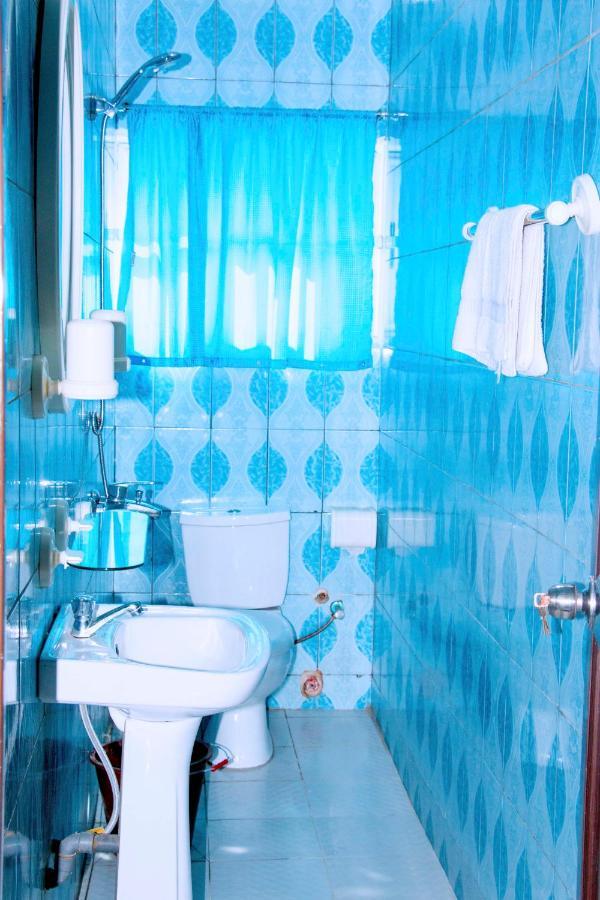 Nora Hotel Cotonou Bagian luar foto