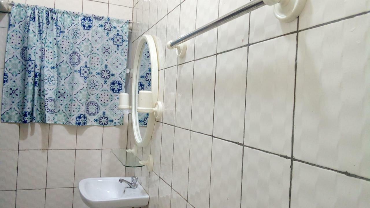 Nora Hotel Cotonou Bagian luar foto
