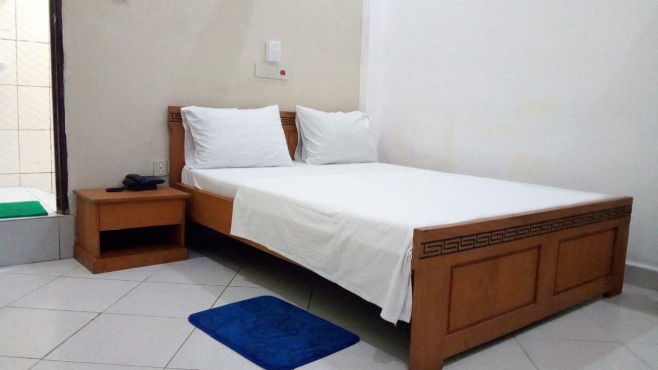 Nora Hotel Cotonou Bagian luar foto