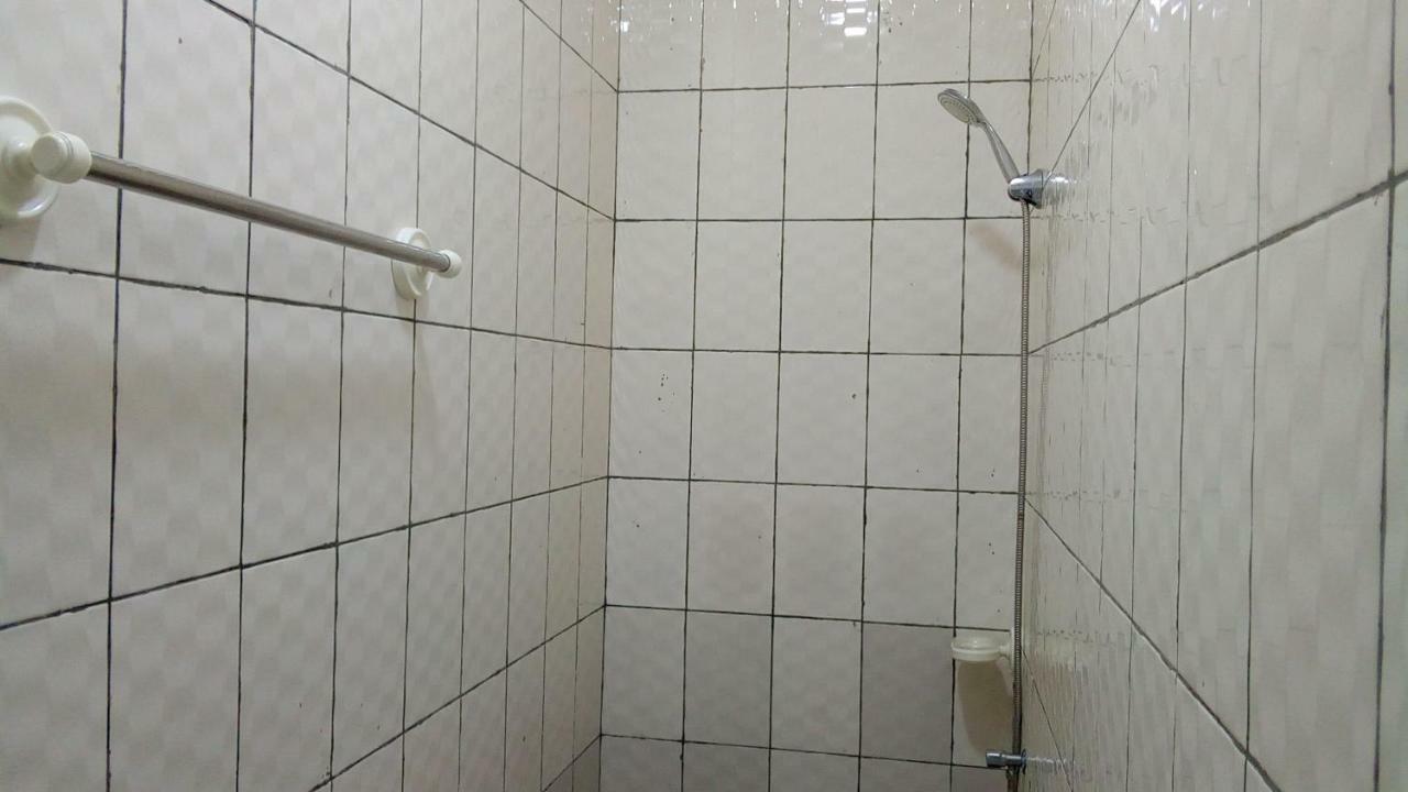 Nora Hotel Cotonou Bagian luar foto